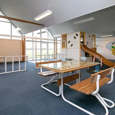 Xlii Apartment